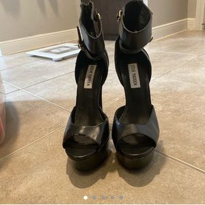 Black Steve Madden Stilettos